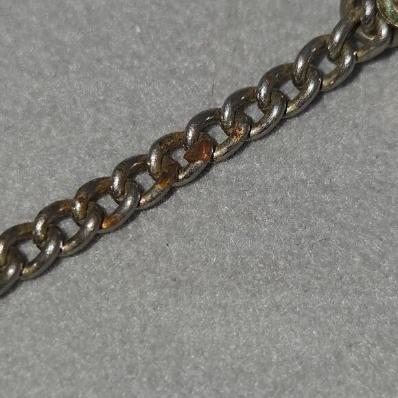 Vintage Emerald Green Silver Tone Oval Pendant with Silver Tone Dainty Chain - Picture 7 of 14